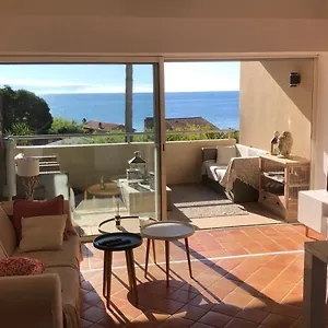 Saint Tropez, En Front De Mer Apartment